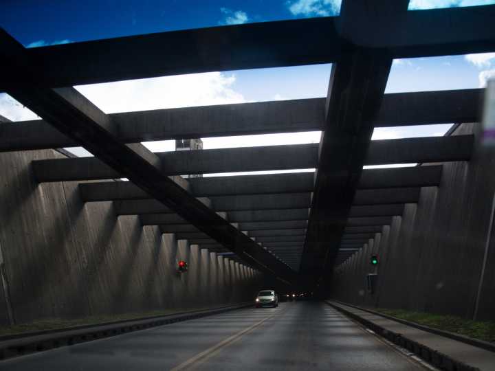 ¿En dónde queda el único túnel submarino de América Latina y qué ciudades conecta?