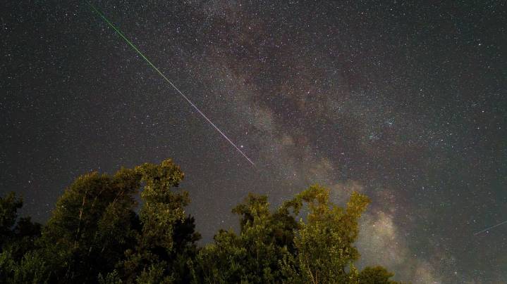 Cuándo y cómo ver la lluvia de meteoros Oriónidas desde Argentina