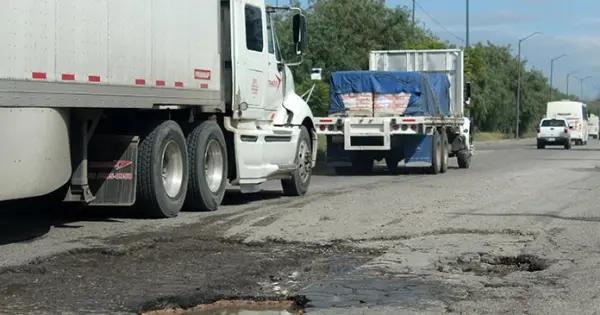 Acuerdan mejorar la carretera 57
