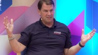 Jim Farley, CEO de Ford, denuncia una crisis que afecta a la "economía esencial" de los trabajadores manuales