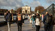 La Fiscalía confirma los arrestos del robo del Louvre, pero lamenta su difusión "precipitada"