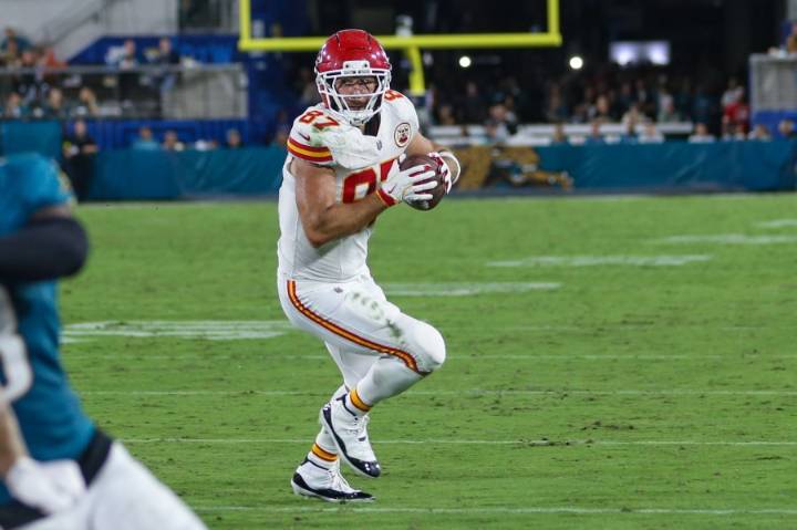 Despite rough season, one Chief breaks NFL record
