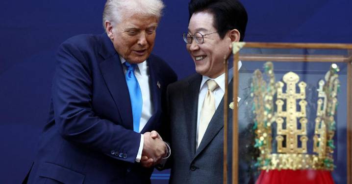 'America First' Trump loved hanging out with the global elite during his Asia trip