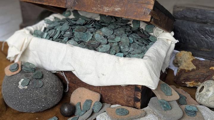 $1 million in gold coins from Spanish shipwreck found off Florida coast