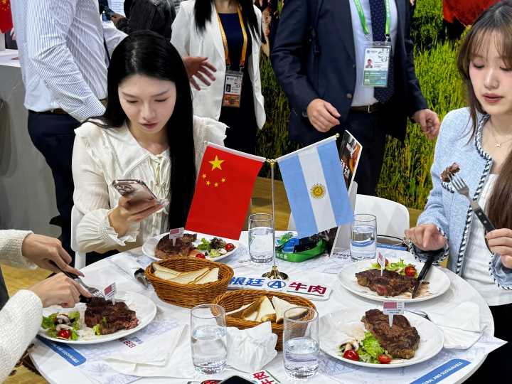La carne argentina va por más en China: se viene la feria CIIE