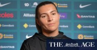 Catley makes way for Kerr to reclaim captaincy