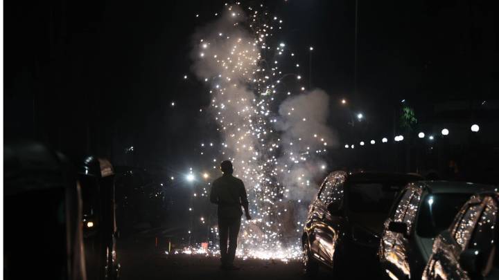 Over 1,500 kg of fireworks seized in 48 hours, Delhi Police unearth modus operandi involving Porter vehicles, abandoned flats, illegal
