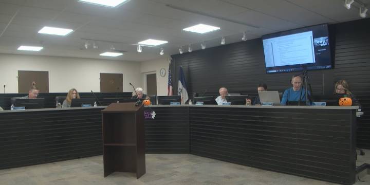 Sergeant Bluff City Council approves new fencing and mailbox ordinances