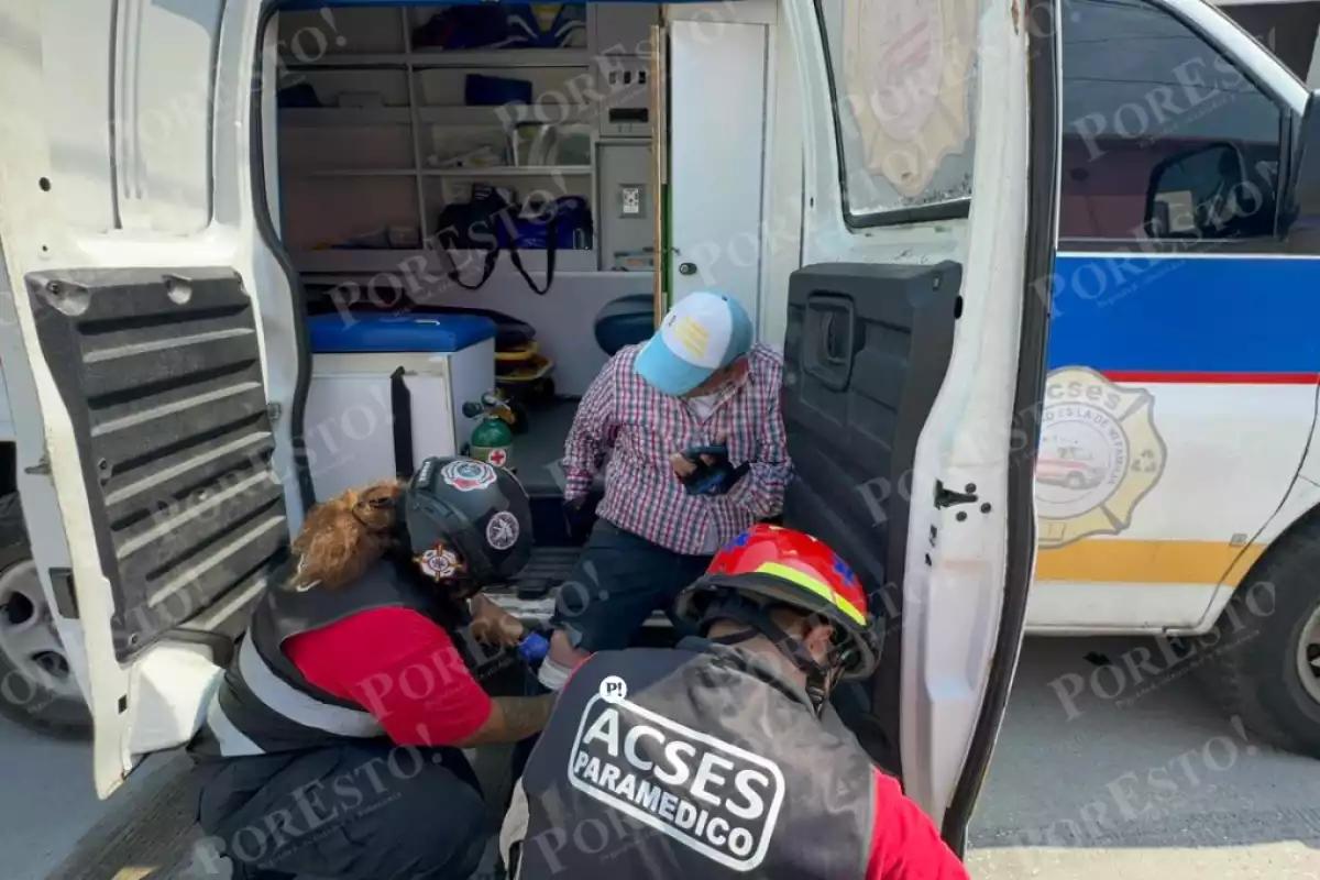 Accidente vial deja lesionado y documentos regados en Carmen