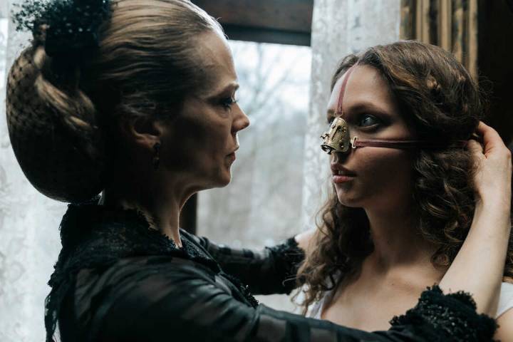 El Festival de Sitges premia a 'La hermanastra fea' como mejor película