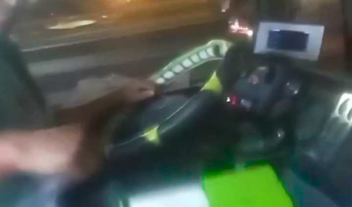 ¡Terror en SJM!: delincuentes atacan a balazos bus de empresa Vipusa