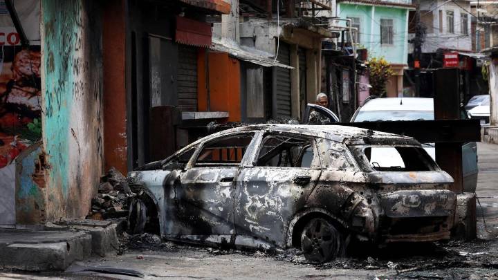 Al menos 64 muertos en la ofensiva policial contra el narcotráfico en Río de Janeiro