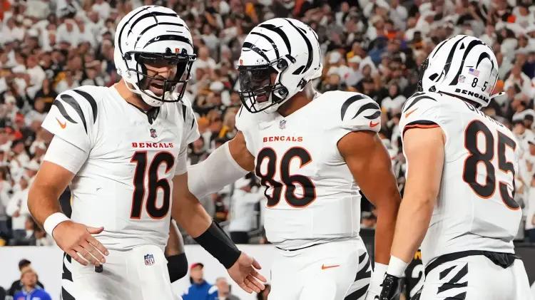 Joe Flacco lidera remontada épica de Bengals ante Steelers en duelo histórico