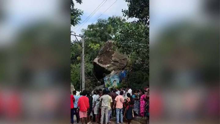 Landslide in Hyderabad’s Malkajgiri, large boulders crash onto road