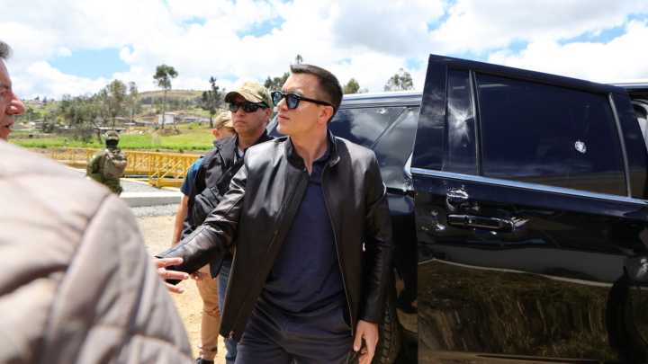 Atacan a Balazos Caravana del Presidente de Ecuador, Daniel Noboa