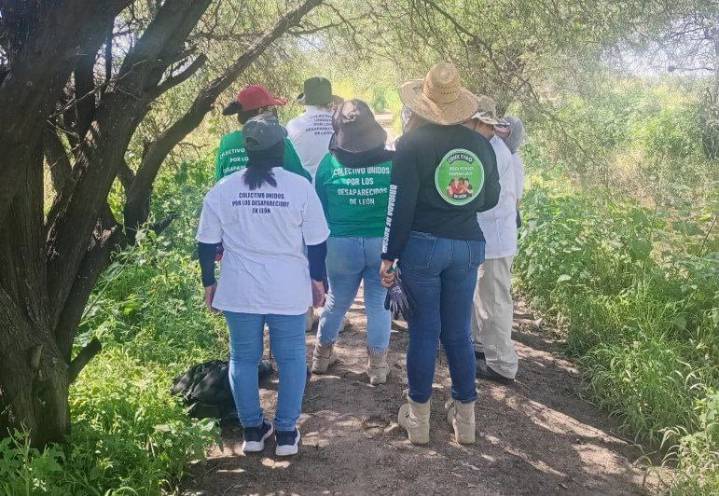 Madres buscadoras cancelaron jornadas por bloqueos de campesinos en Guanajuato