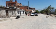 Los datos macabros en la autopsia de la mamá del joven que cayó de un puente