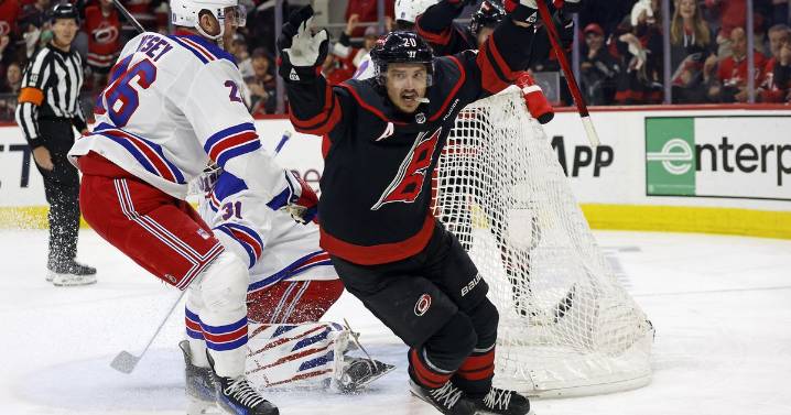 AI simulation gives Carolina Hurricanes 20% chance to win 2026 Stanley Cup :: WRAL.com