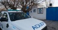 Apuñaló a su pareja en el cuello en medio de una pelea y fue arrestada en Roca: formularán cargos este lunes