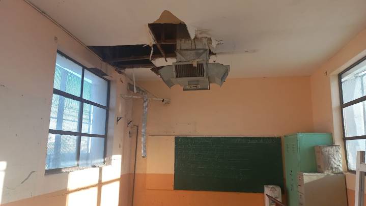 Preocupa a comunidades de escuelas afectadas por lluvia integridad de alumnos
