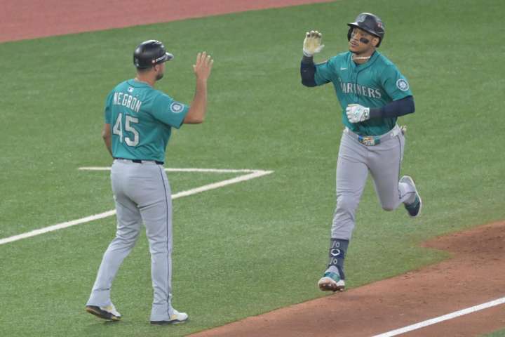 Los Marineros ven la Serie Mundial más cerca y los Dodgers sufren demasiado