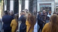"Andate a Cuba": un militante libertario le pegó a una jubilada opositora durante una recorrida de Santilli en Quilmes