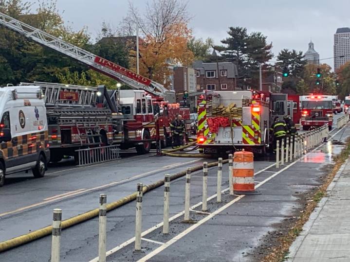 2 rescued from apartment building fire on Wethersfield Avenue in Hartford