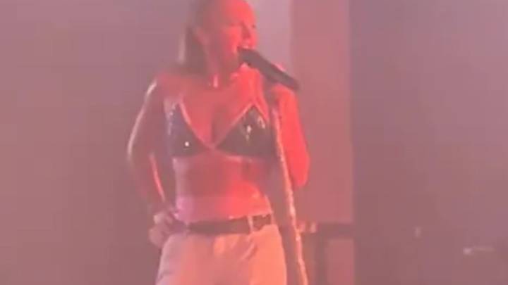 Watch the moment furious JoJo Siwa kicks fan out of her gig for ‘making fun of her’