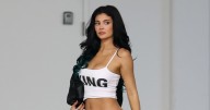 Kylie Jenner Flaunts Toned Midriff in ‘King’ Shirt Amid Her Return to Snapchat | Kylie Jenner 