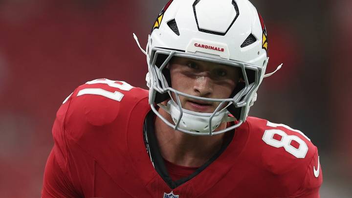 Cardinals TE Travis Vokolek out of hospital, traveling home with team