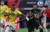 Colombia aplasta 4-0 a México