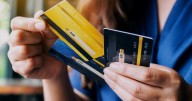 Estafas en Neuquén y Cipolletti: una mujer gastó $13 millones con tarjetas que no eran suyas