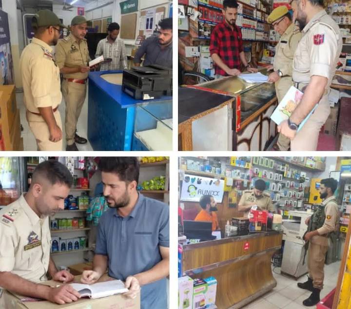 Police inspect vendors to curb misuse of SIM cards in Anantnag