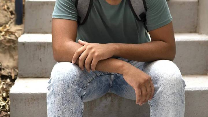 ¿Cómo recibir los servicios del centro de salud mental para niñas, niños y adolescentes ?