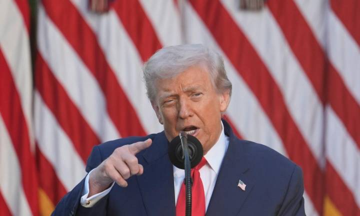 Trump warns India: Stop buying Russian oil or continue paying 'massive tariffs'