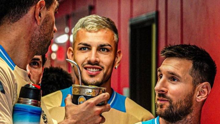 El orgullo de los campeones: la Scaloneta celebró el pase a la final del Mundial Sub