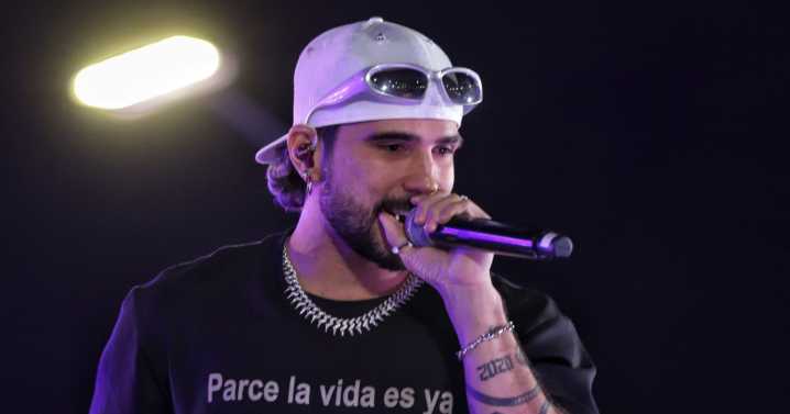 Juan Duque busca resaltar el "talento" de los colombianos en los Billboard latinos