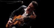 Santiago Auserón lleva “Academia Nocturna” al Auditorio vigués