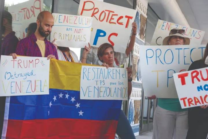 Fin del TPS: venezolanos quedan en riesgo, pero pueden aplicar a otras opciones legales