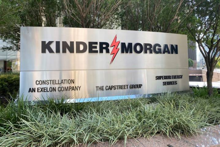 Phillips 66, Kinder Morgan eye new pipeline to bolster US West Coast fuel supply
