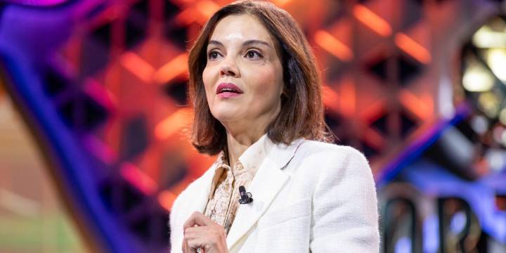 AI bubble talk grips the market. But in the C-suite there's more FOMO over AI's benefits than fear of an AI bustup