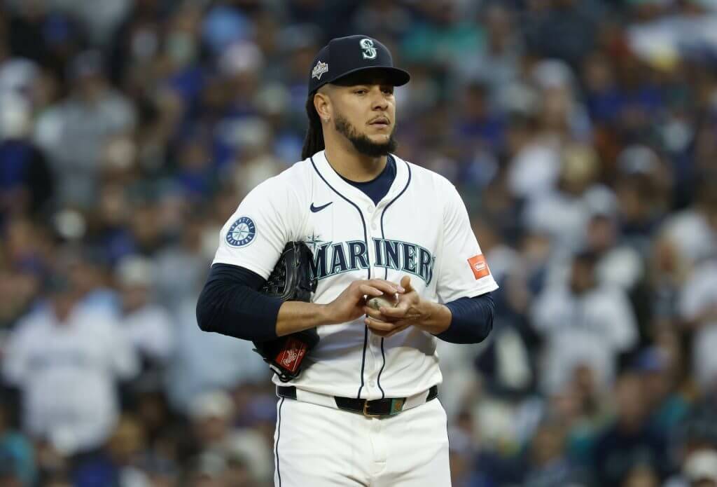 Seattle pitchers meet their match against Blue Jays