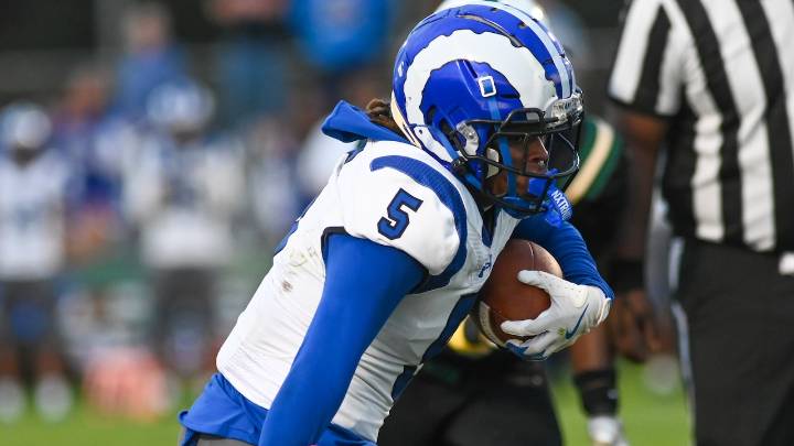 Salem offense spreads the wealth in rout of Woodstown -