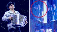 Alfredo Olivas recibe “misterioso” regalo en pleno concierto y lo cancela; preocupa a sus fans