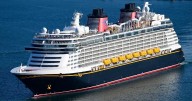 5-year-old girl fell overboard on Disney cruise due to mom: police report