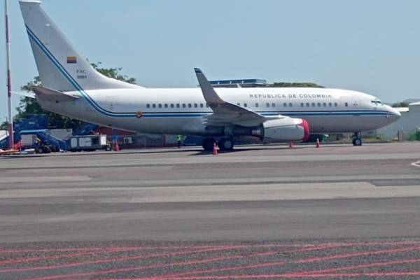 Avión presidencial tuvo problemas para abastecerse de combustible en Madrid por sanciones de EE. UU