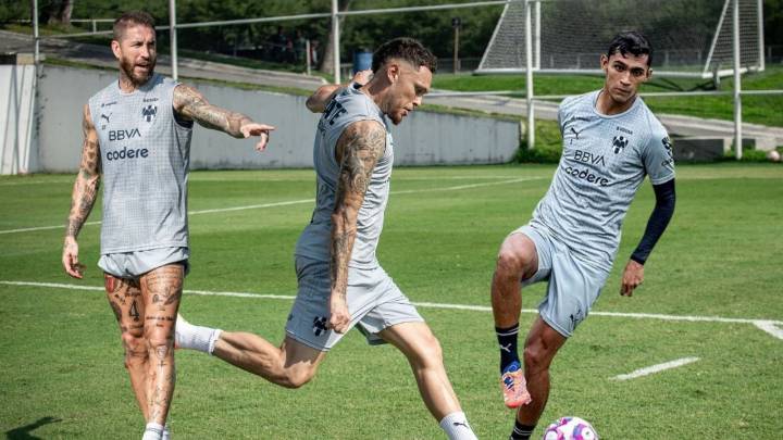 Rayados entrena tras su descanso rumbo al Clásico Regio con la incorporación de Fidel Ambriz