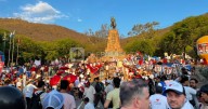 Primero los Salteños cierra su campaña en un multitudinario acto en el Monumento a Güemes