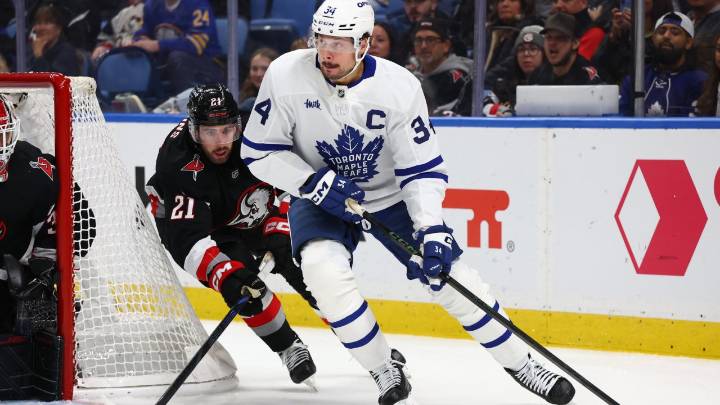 Quick Shifts: Why Maple Leafs must start winning now