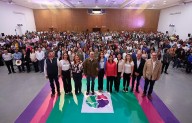 Fortalecen Paola y Manolo programa de salud mental en Coahuila; inauguran encuentro estatal Lo que sientes importa